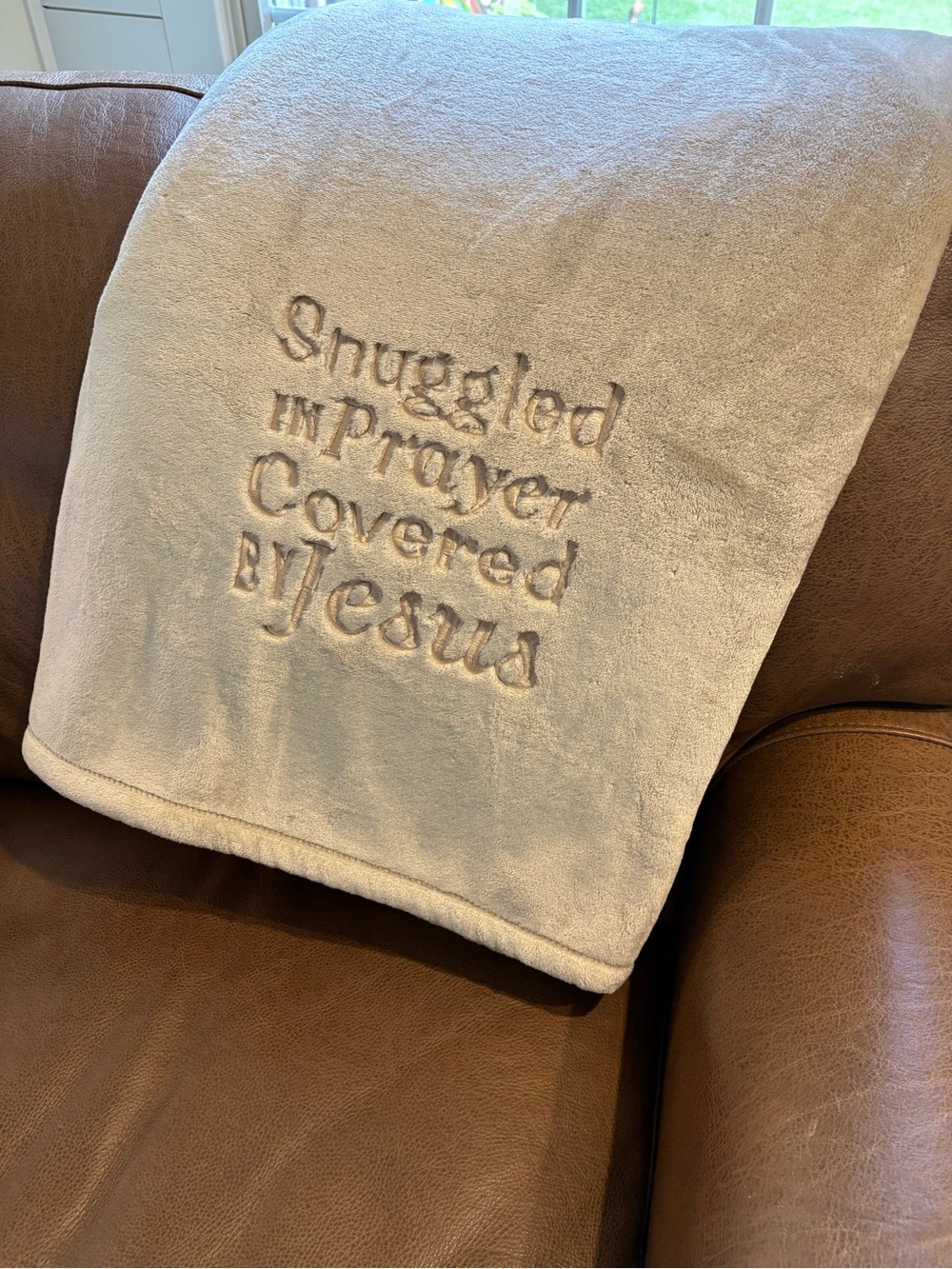 Embroidered Cozy Prayer Blanket - Beige